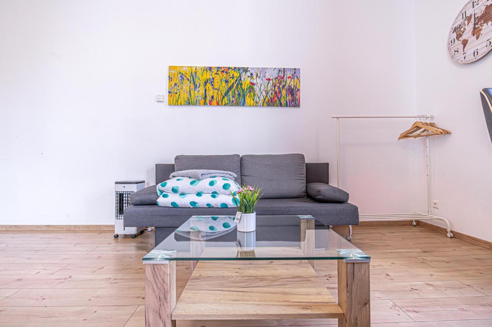 6 Min To Amusement Park - Economy Rooms In Shared Apartment Vienna Exterior photo