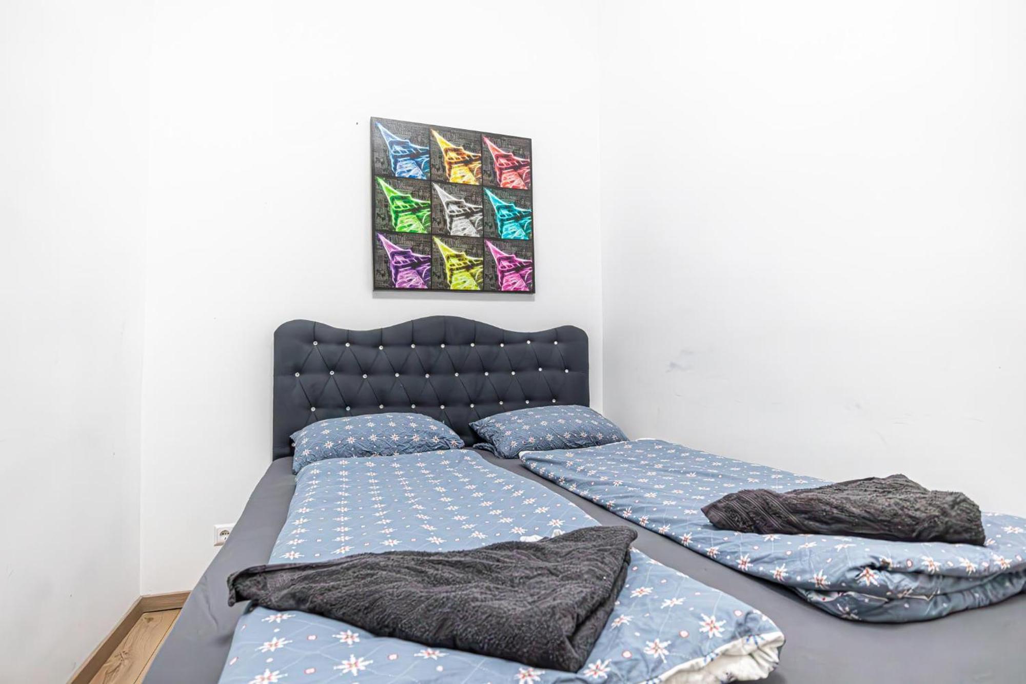 6 Min To Amusement Park - Economy Rooms In Shared Apartment Vienna Exterior photo