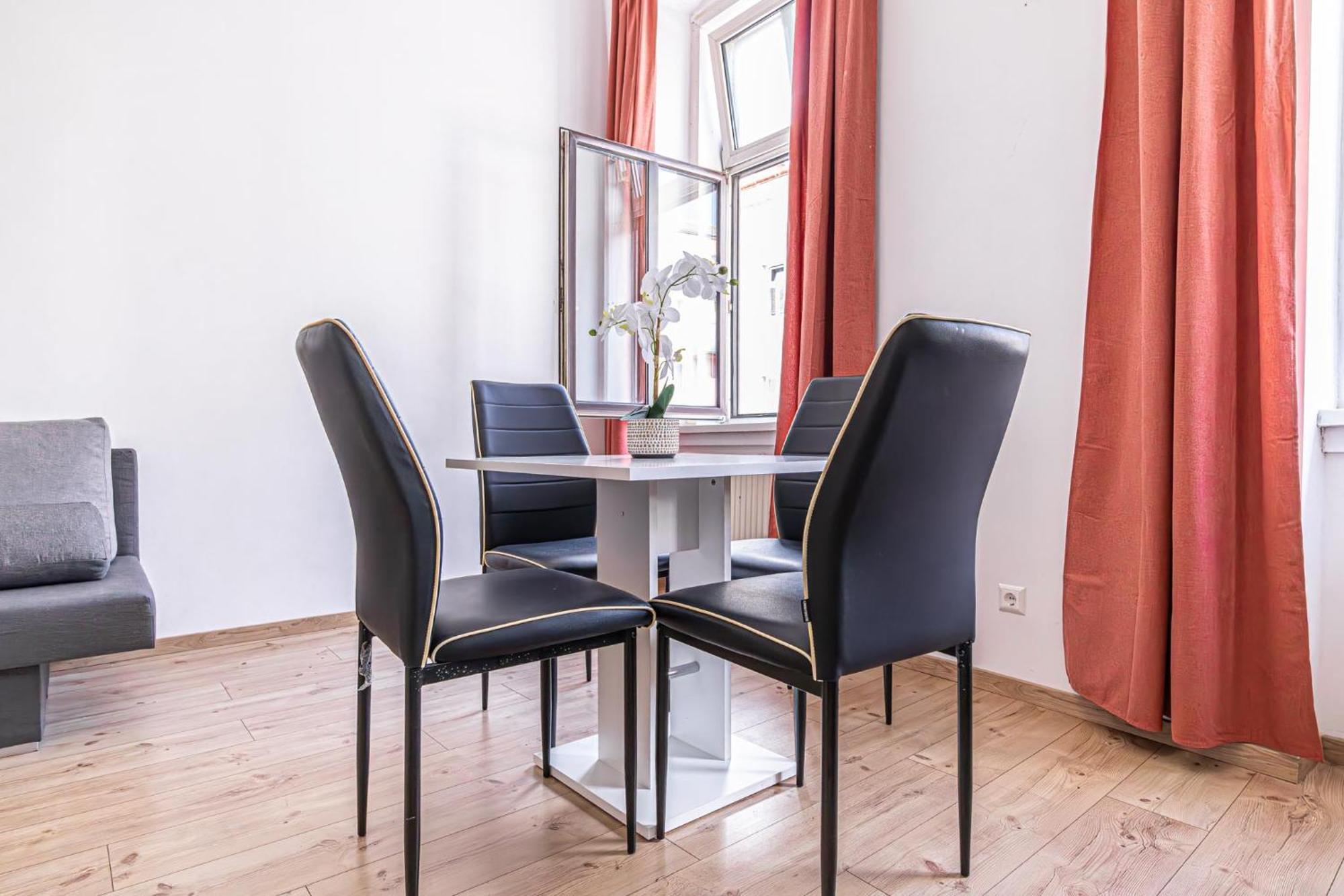 6 Min To Amusement Park - Economy Rooms In Shared Apartment Vienna Exterior photo