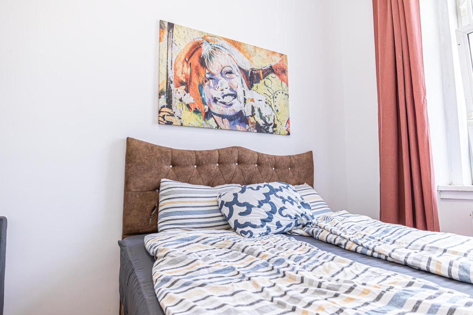 6 Min To Amusement Park - Economy Rooms In Shared Apartment Vienna Exterior photo