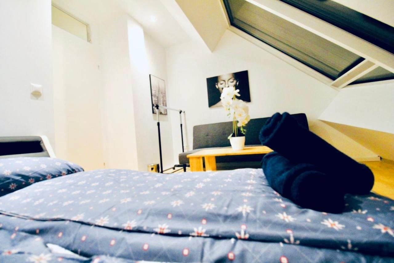 6 Min To Amusement Park - Economy Rooms In Shared Apartment Vienna Exterior photo