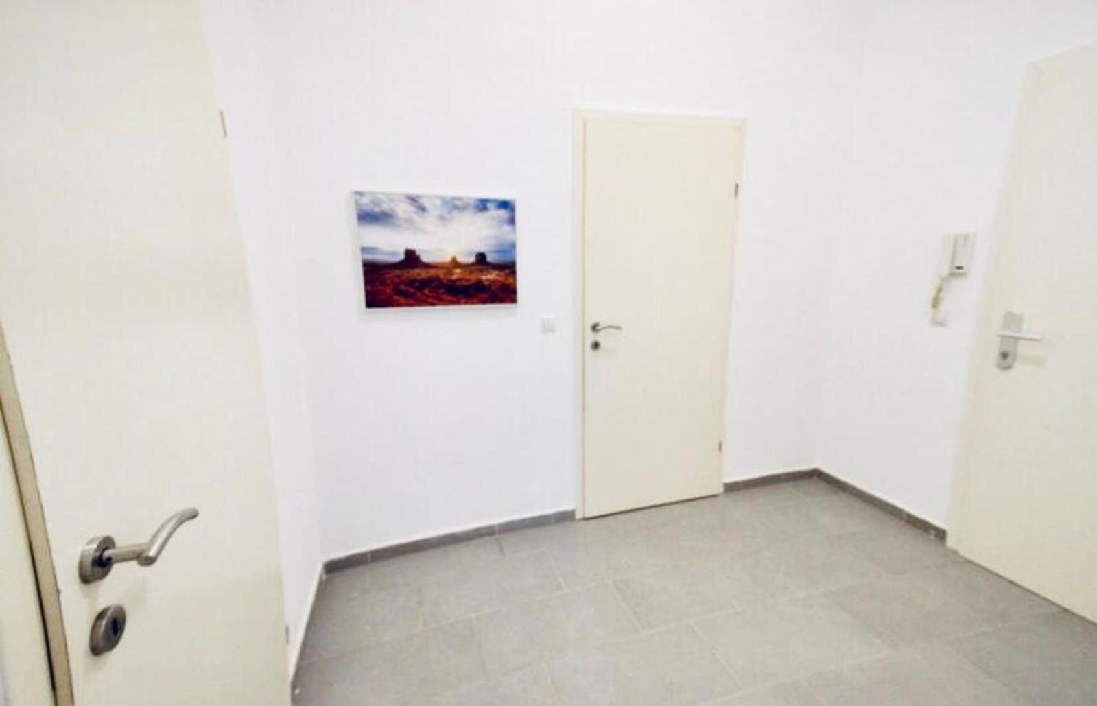 6 Min To Amusement Park - Economy Rooms In Shared Apartment Vienna Exterior photo